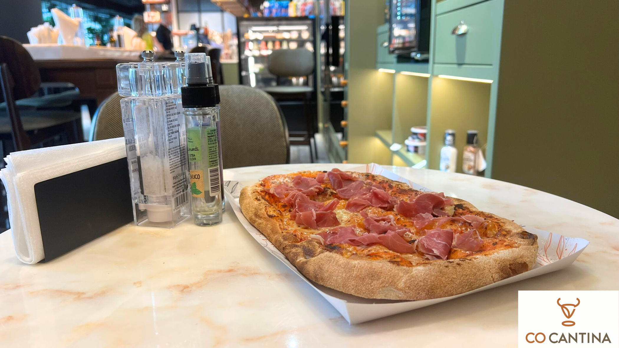 Пинса Романа с прошуто в Co Cantina