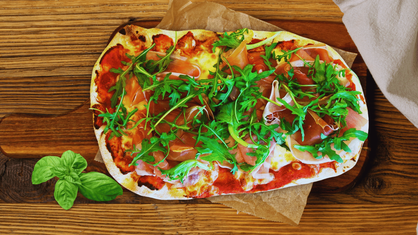 Пинса с прошуто